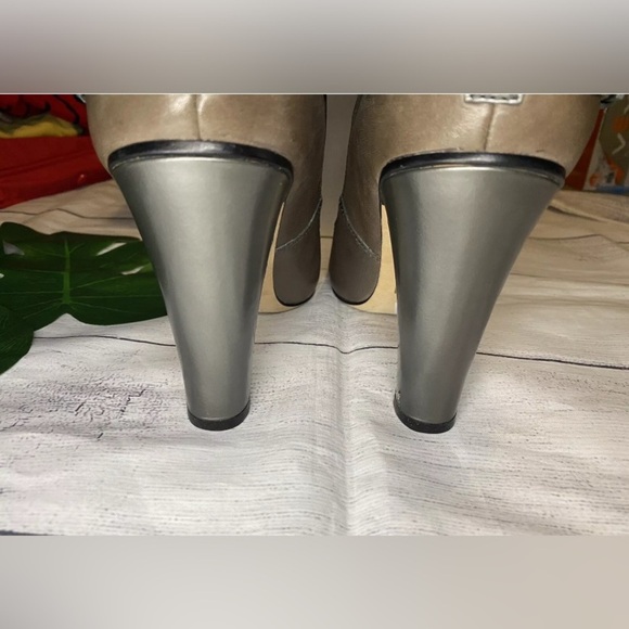 Cole Haan  Leather Suede Knee Boots Buckle Accents Pull On Sz 10 B - Picture 4 of 6